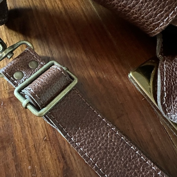 Madrid crossbody in peony print  with Vintage Clasp by urban gypsy - Picture 8 of 12